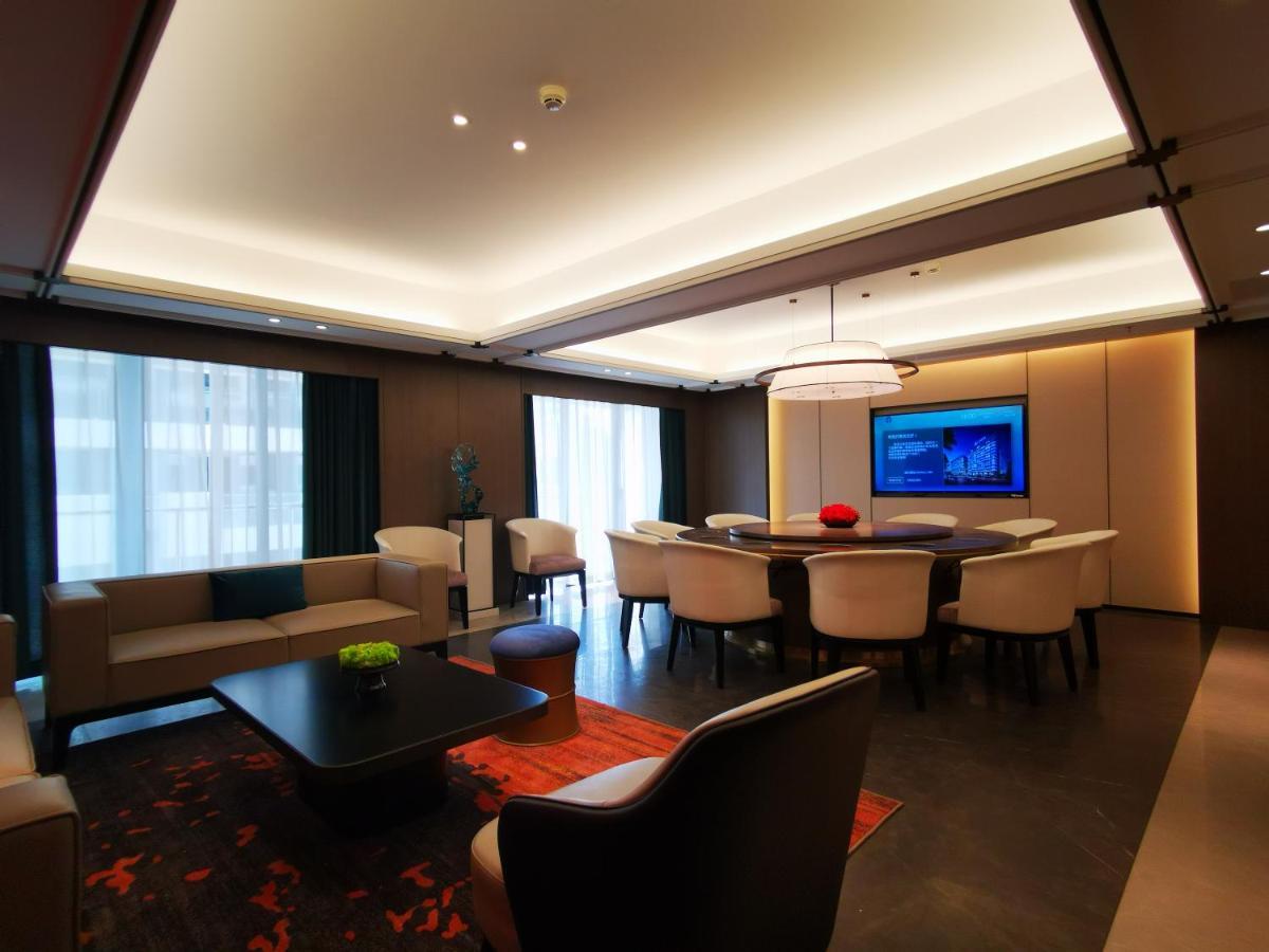 Tian Yi International Hotel 天艺国际酒店 Пномпень Екстер'єр фото